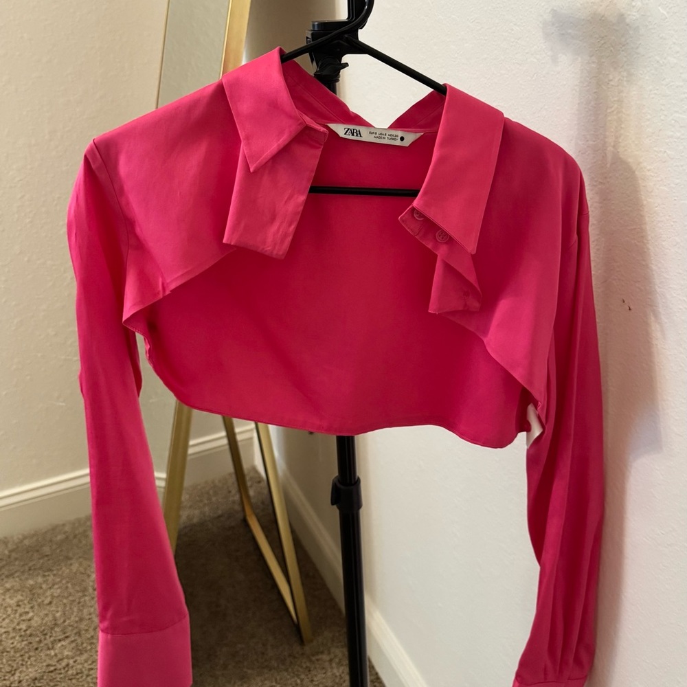 NEW Zara Women's Bright Pink Button Down Cropped Shirt